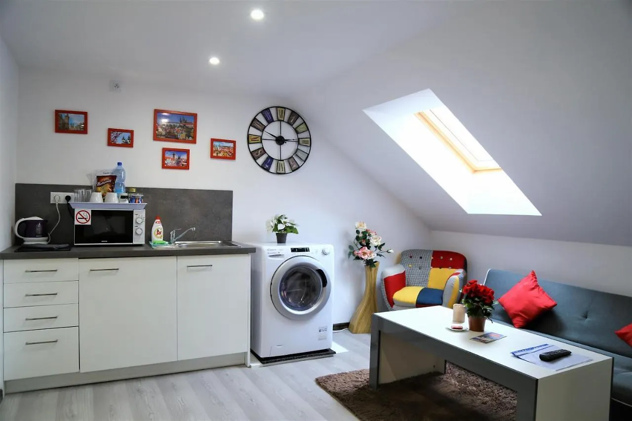 Apart Otel Republic Square Loft Apartments Prag Çek Cumhuriyeti